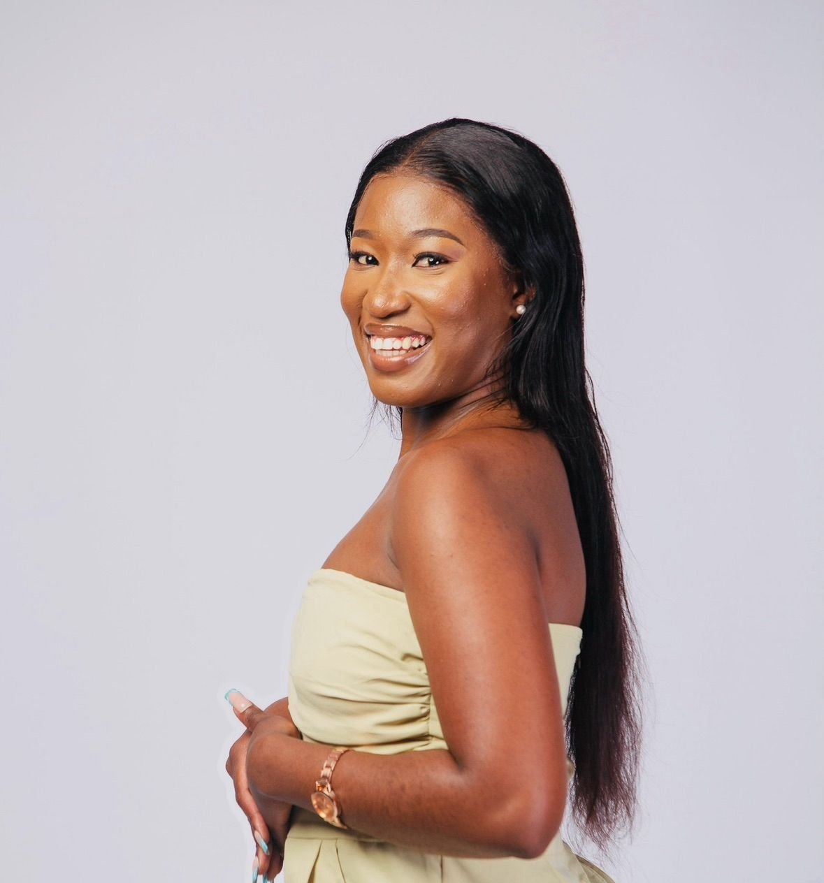 Lola - Founder of Luxe Light